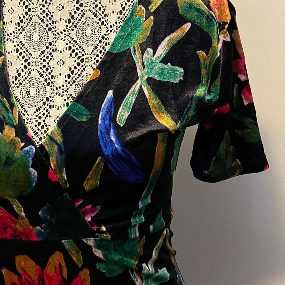 Zara premium Velvet Night collection dress - Picture 6 of 10